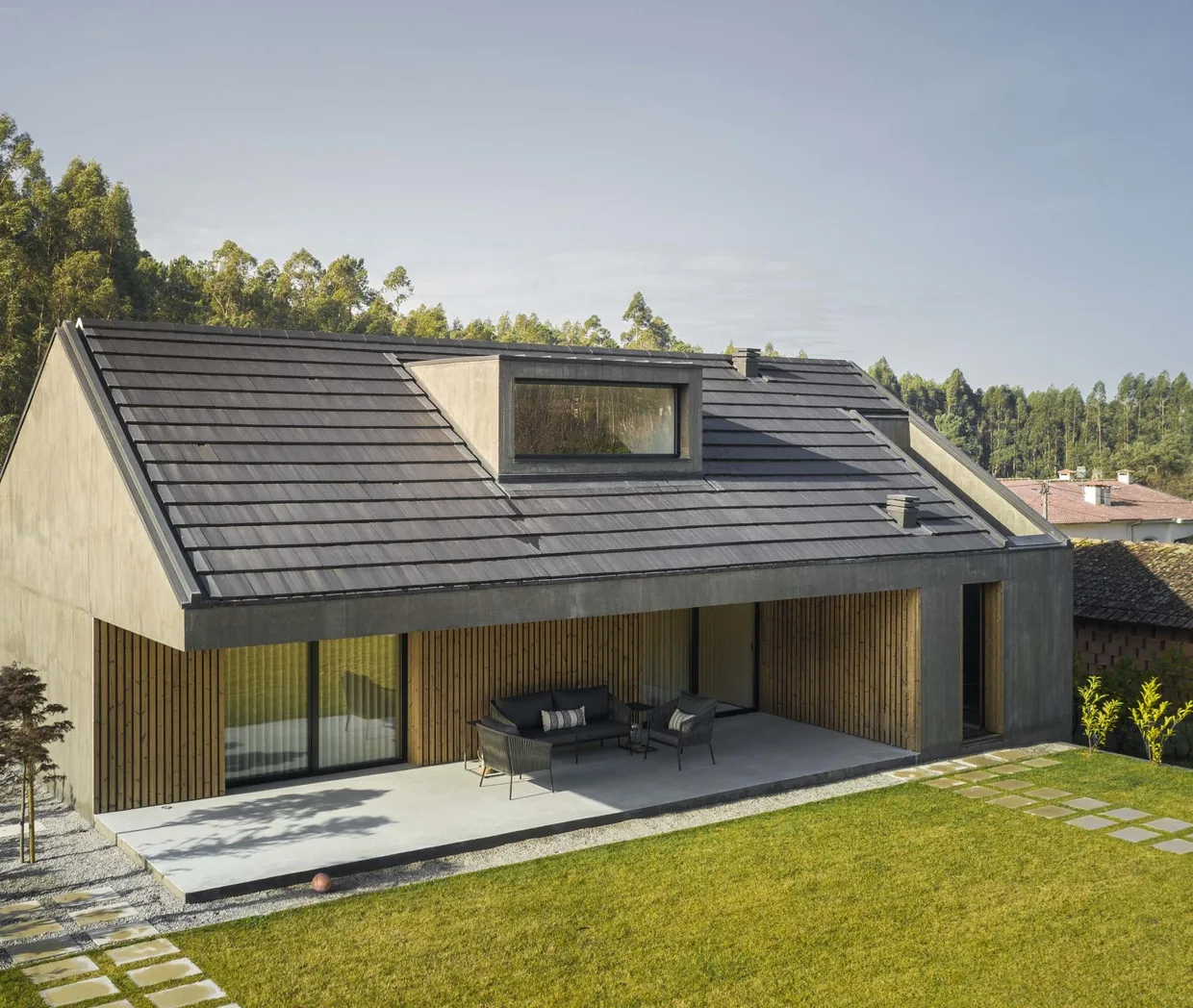 Plasma TX5 clay roof tile installed